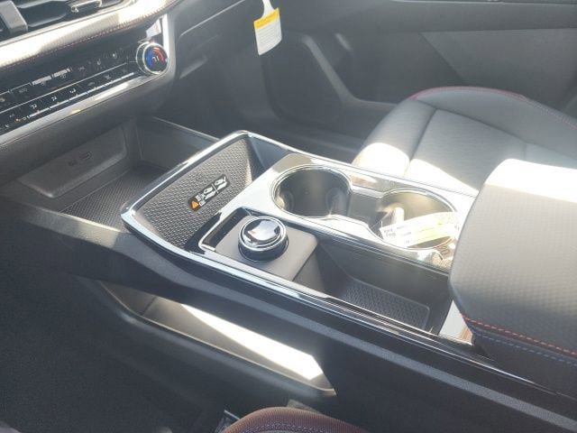 New 2026 Chevrolet Equinox RS w/ Convenience Package III FWD image 31