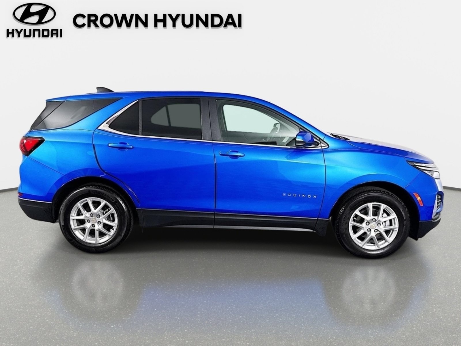 Used 2024 Chevrolet Equinox LT FWD image 5