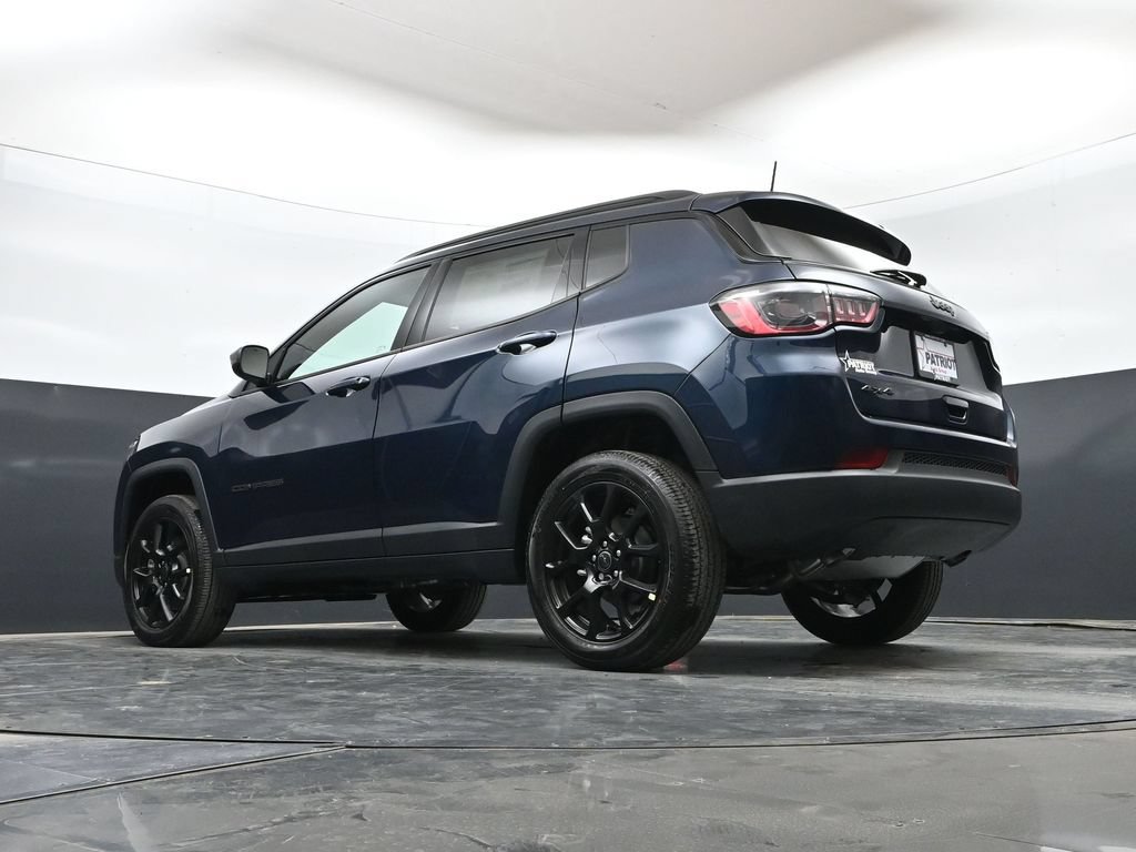 New 2026 Jeep Compass Latitude AWD/4WD image 41