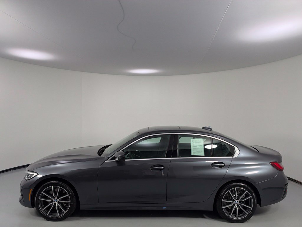 Used 2020 BMW 330i xDrive Sedan w/ Convenience Package AWD/4WD image 4