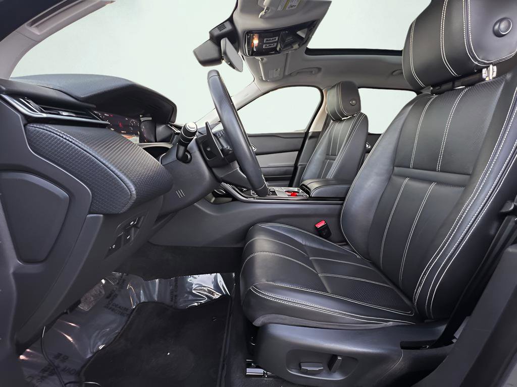 Used 2018 Land Rover Range Rover Velar S image 16