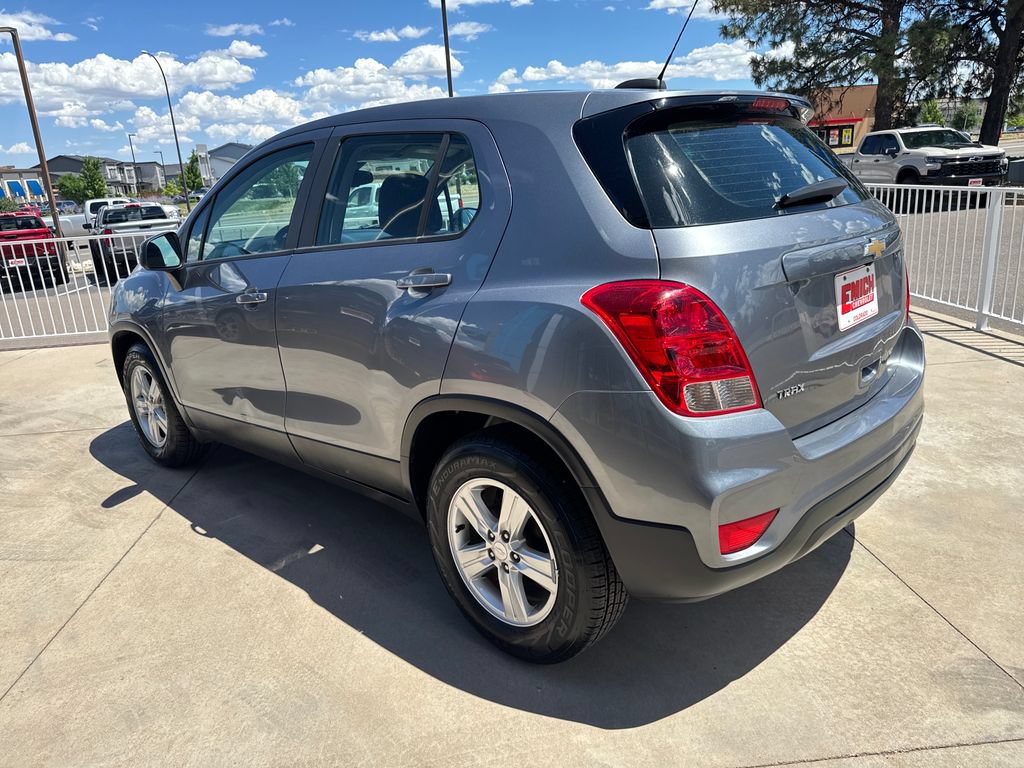 Used 2020 Chevrolet Trax LS FWD image 3