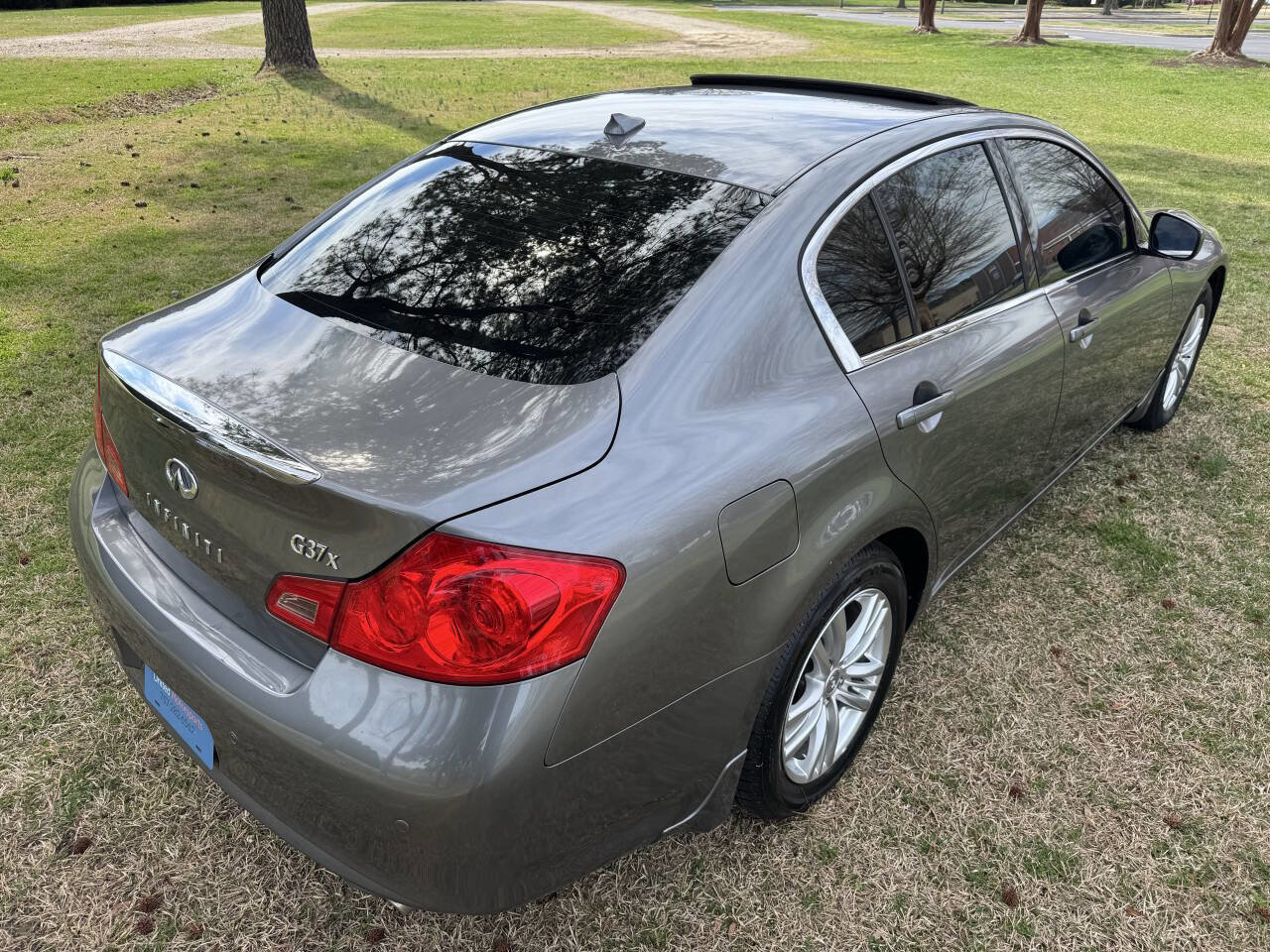 Used 2013 INFINITI G37 x AWD 4dr Sedan w/ Premium Pkg image 10