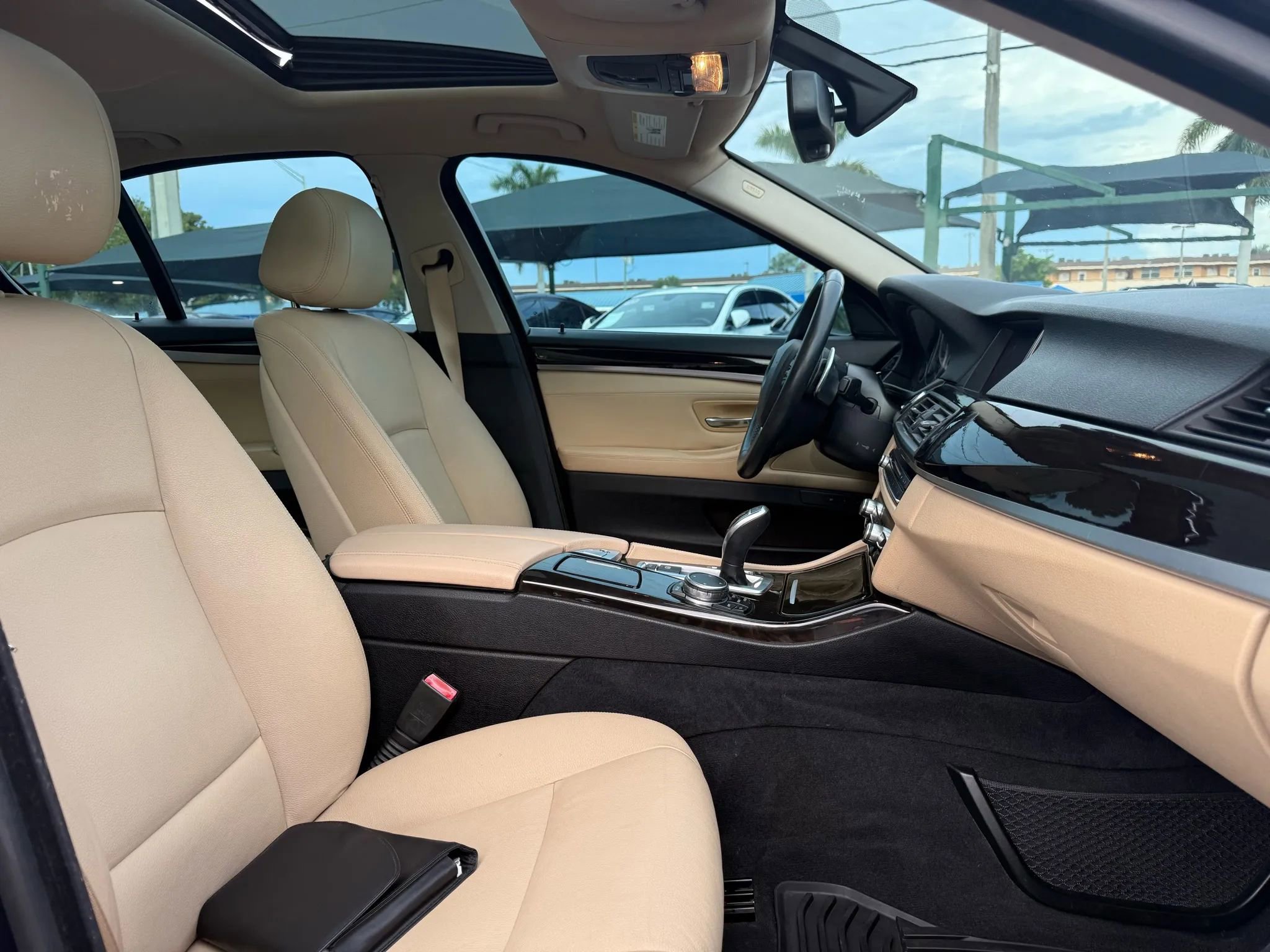 Used 2016 BMW 528i Sedan image 19