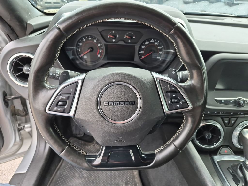 Used 2018 Chevrolet Camaro LT RWD image 19