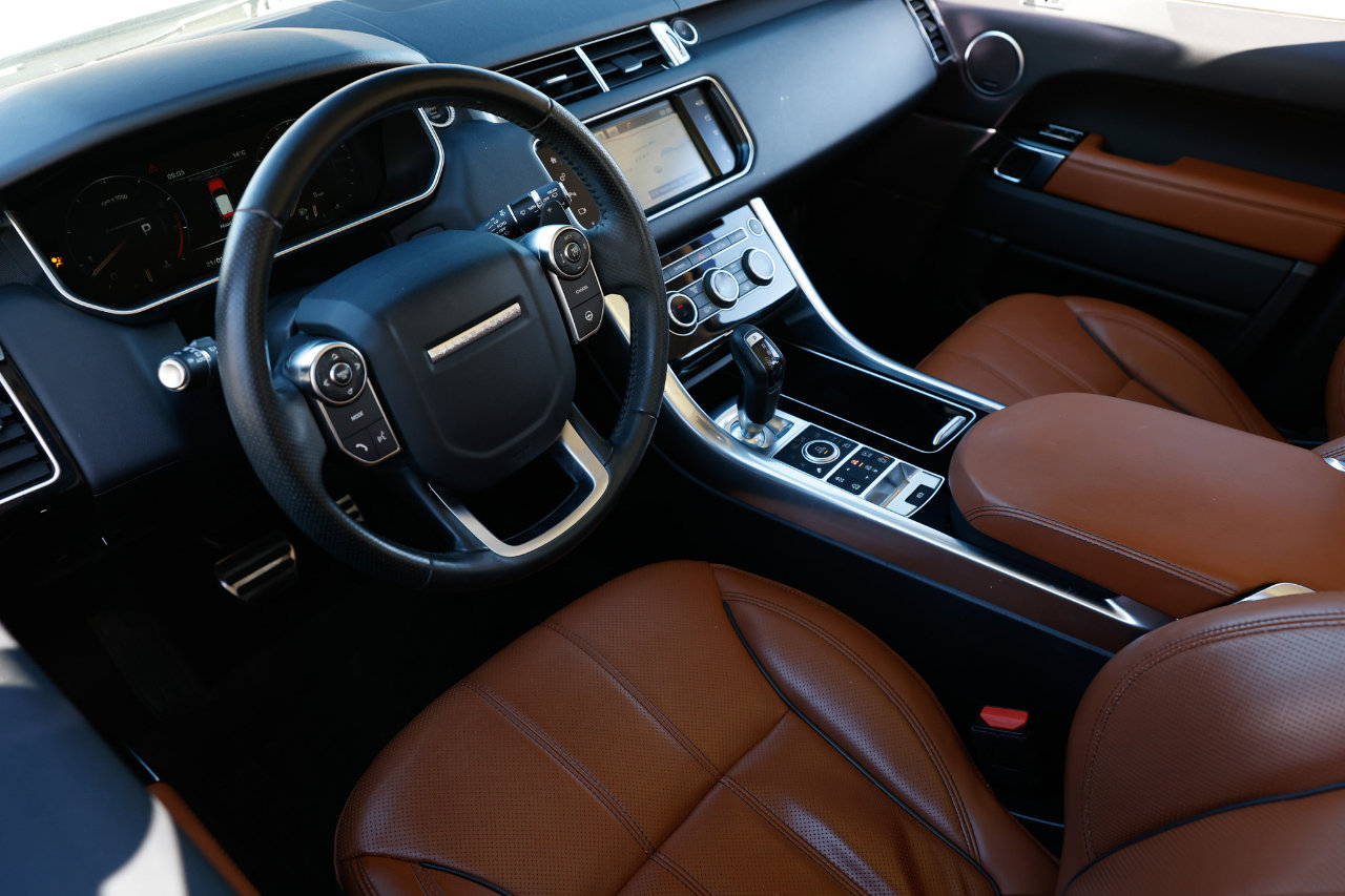 Used 2016 Land Rover Range Rover Sport Supercharged image 4