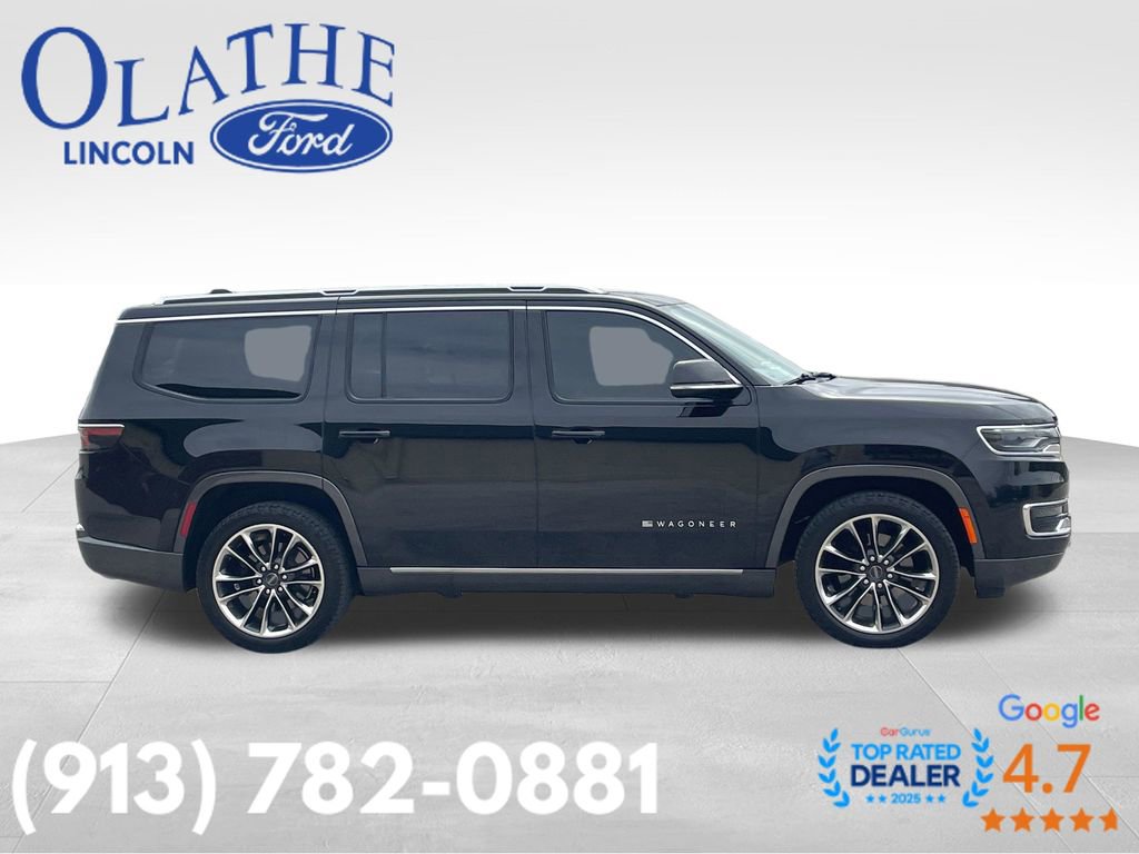 Used 2022 Jeep Wagoneer Series III w/ Premium Group I AWD/4WD image 6