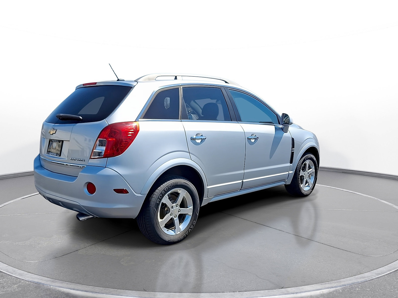 Used 2014 Chevrolet Captiva Sport LT w/ Convenience Package FWD image 8