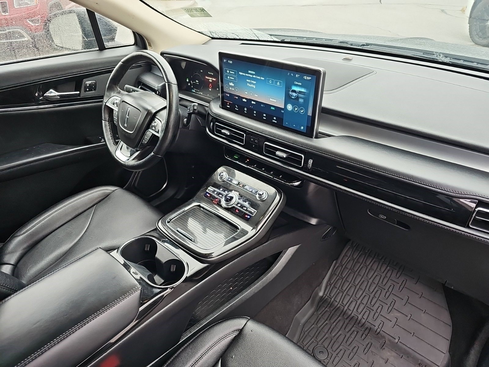 Used 2023 Lincoln Nautilus AWD w/ Premium Package image 13