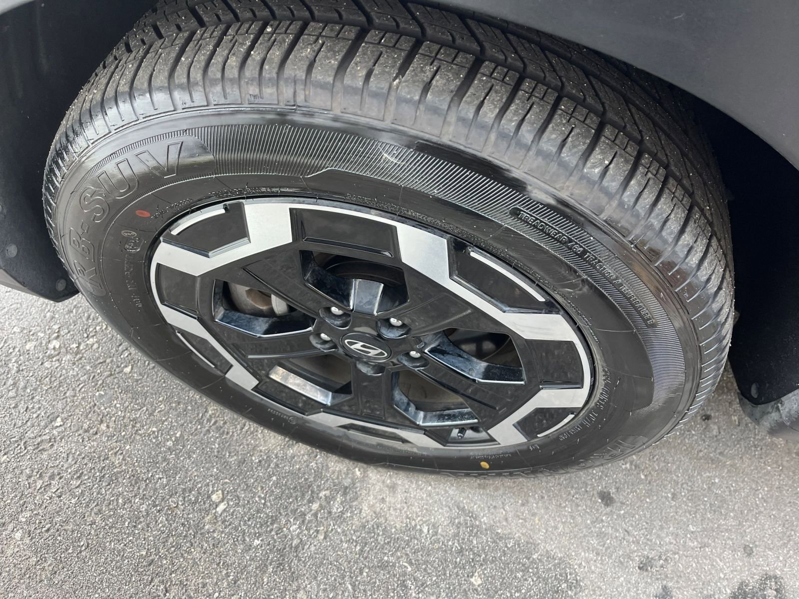 Used 2025 Hyundai Santa Fe SEL image 32