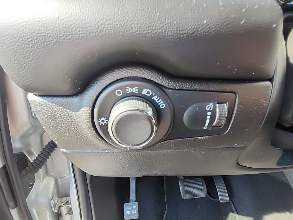 Certified 2024 Dodge Durango GT image 27