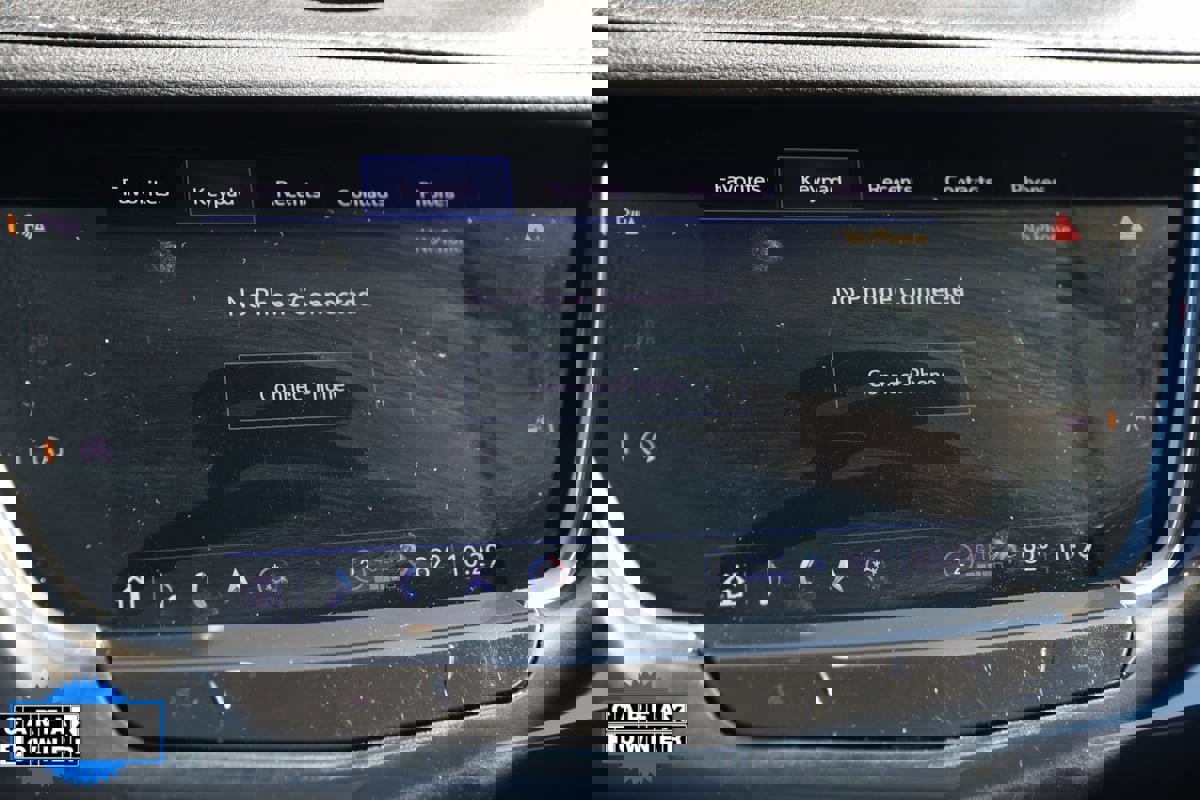 Used 2023 Cadillac XT6 Premium Luxury image 44