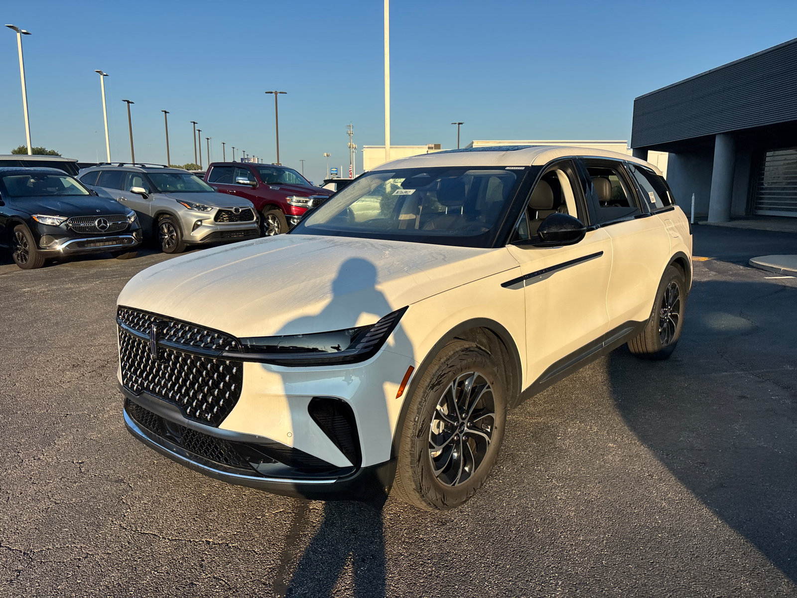 New 2026 Lincoln Nautilus Premier w/ Equipment Group 102A AWD/4WD image 3