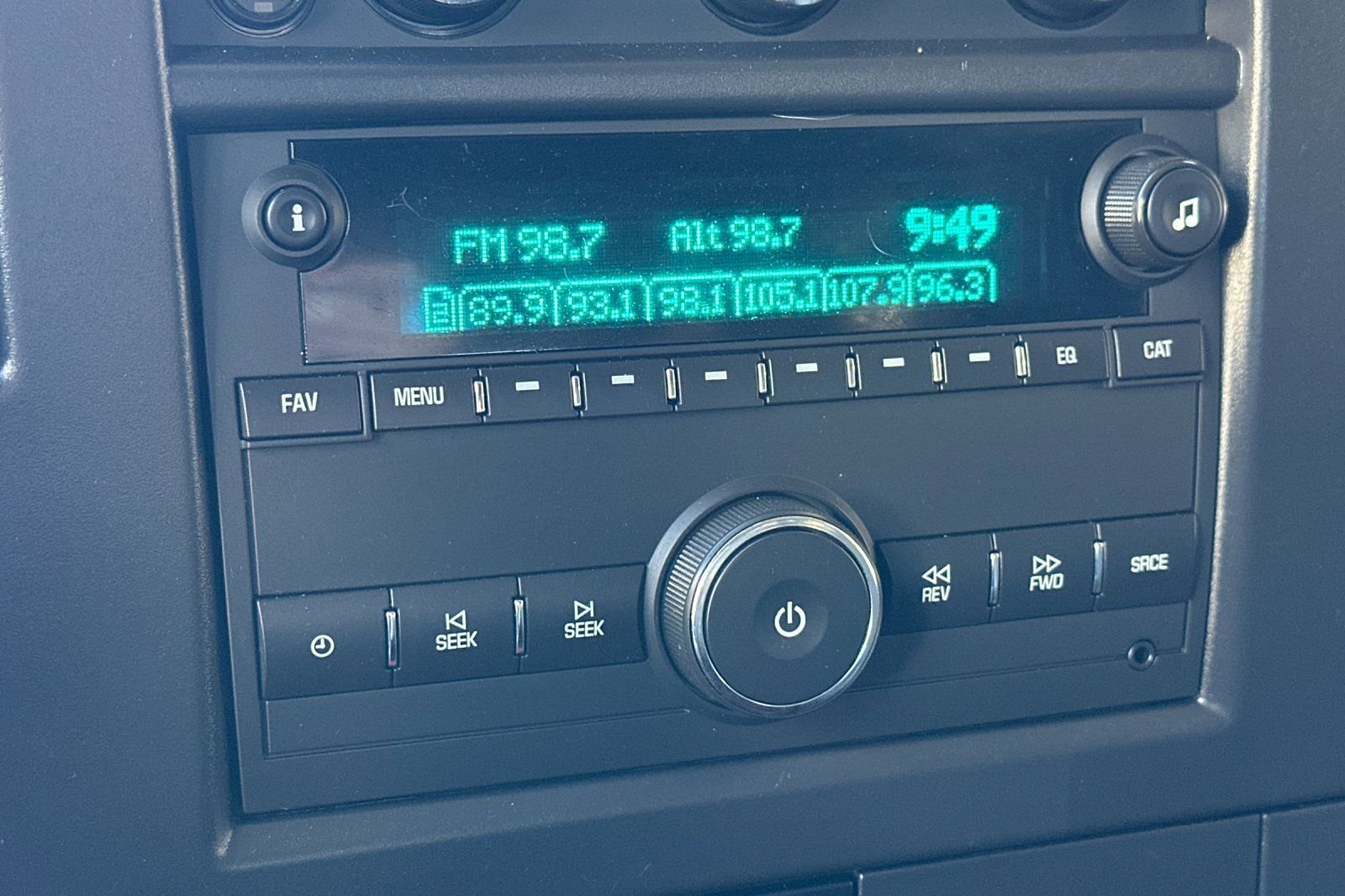 Certified 2024 Chevrolet Express 2500 w/ Driver Convenience Package image 21