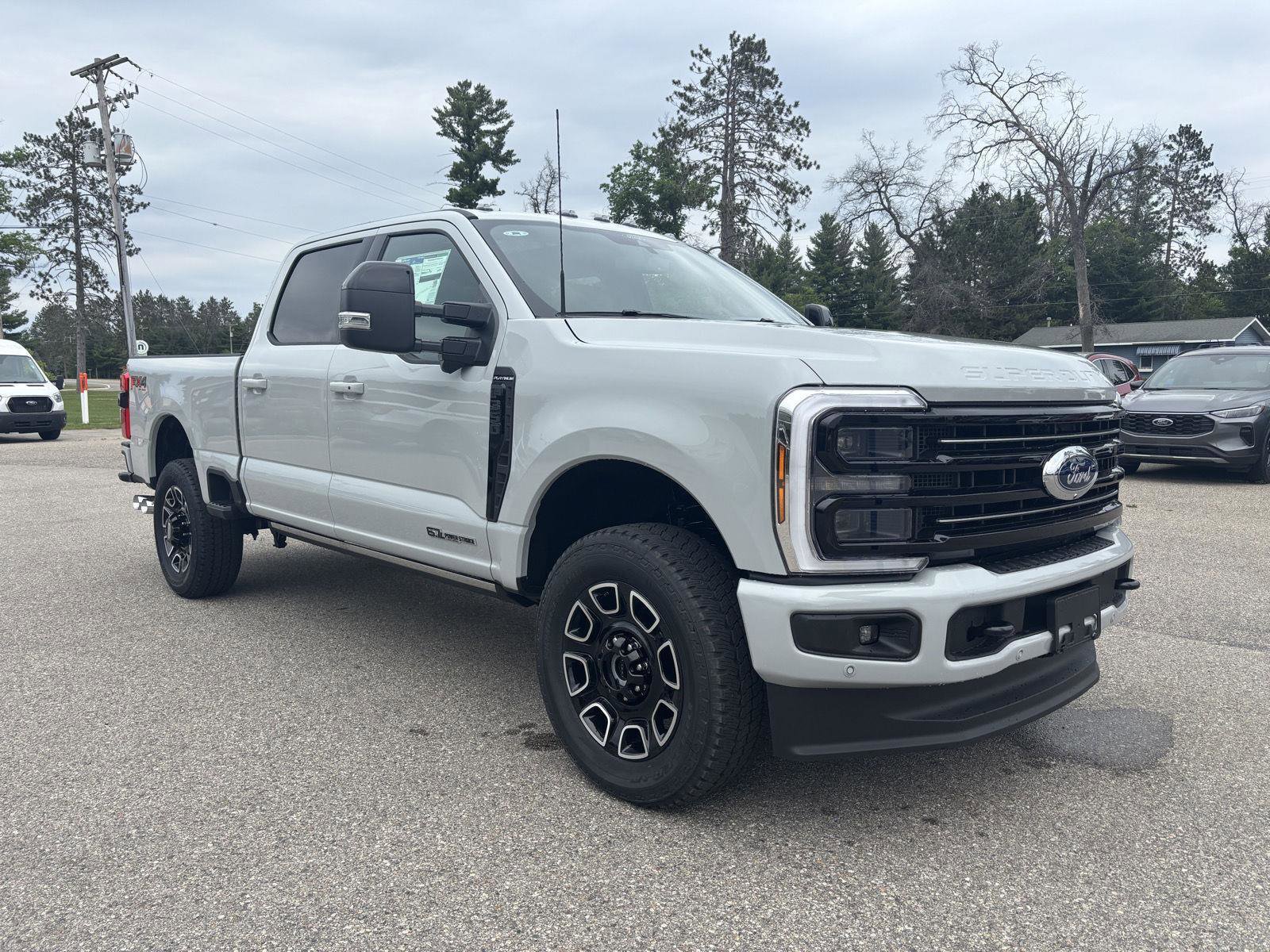 New 2025 Ford F350 Platinum video 1