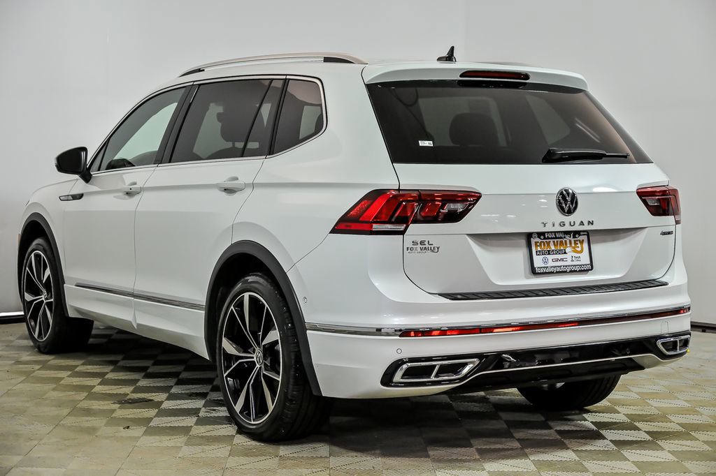 Certified 2024 Volkswagen Tiguan SEL R-Line image 5