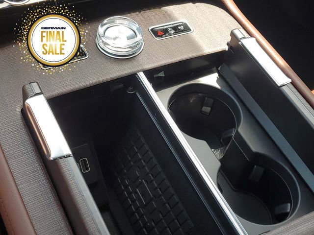 New 2025 Lincoln Navigator Reserve image 28