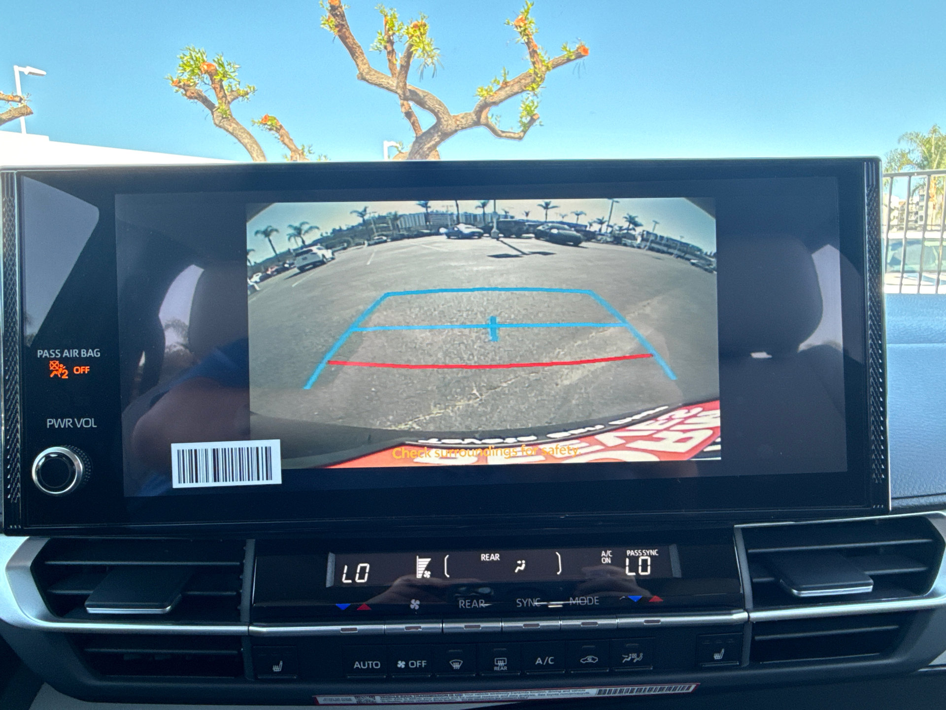 New 2026 Toyota Sienna XLE image 31