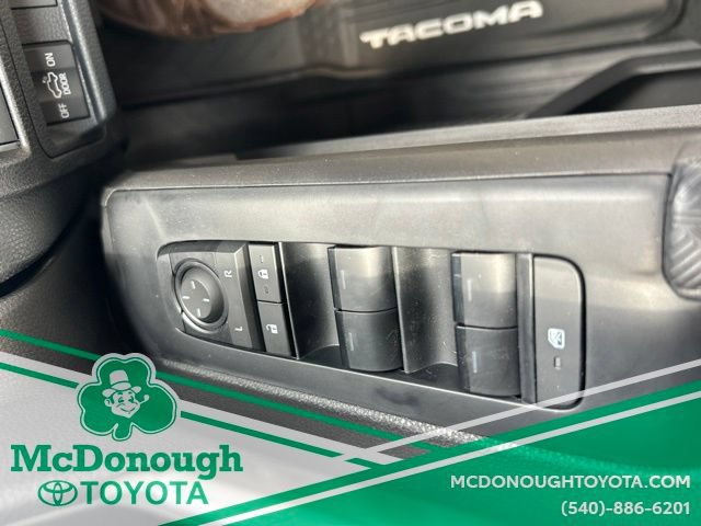New 2026 Toyota Tacoma TRD Off-Road w/ TRD Off Road Premium Package AWD/4WD image 19