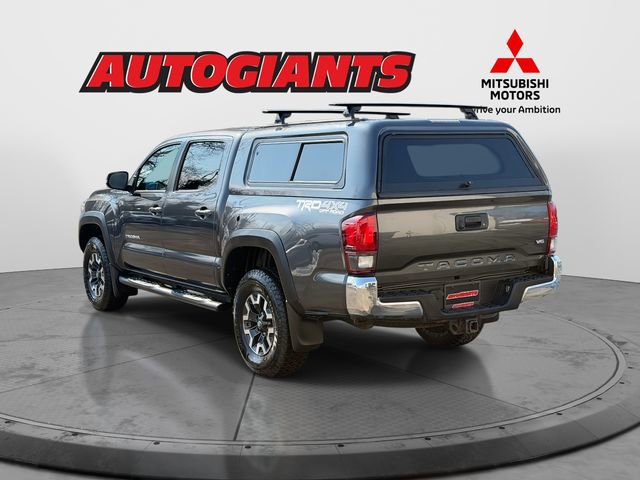 Used 2019 Toyota Tacoma TRD Off-Road image 4