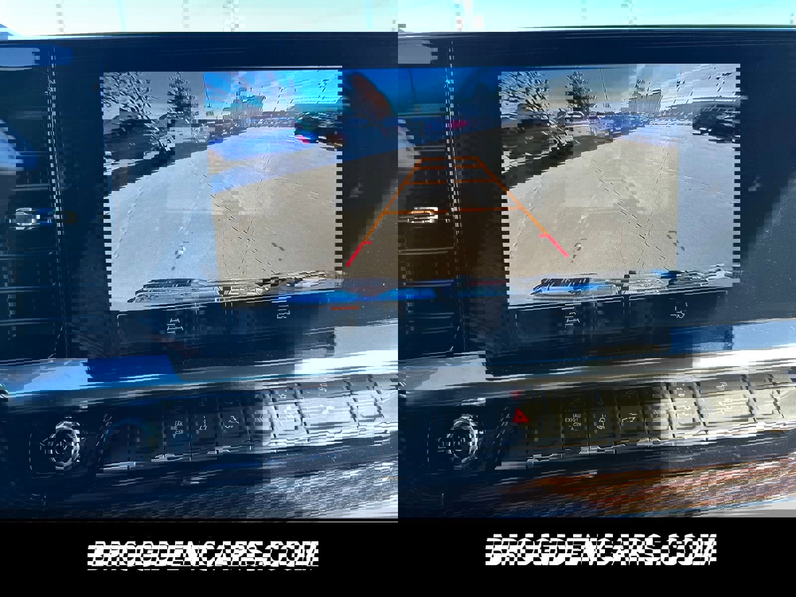 New 2026 GMC Sierra 3500 SLE image 5