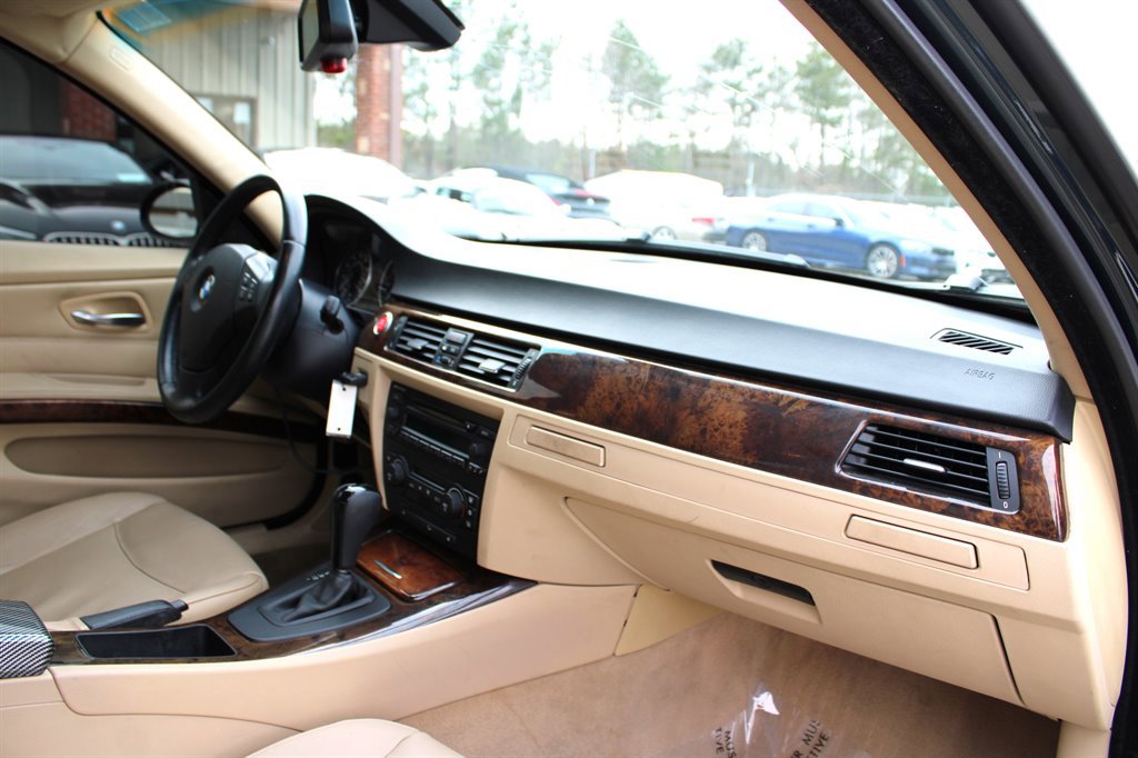 Used 2006 BMW 325xi Sedan image 23