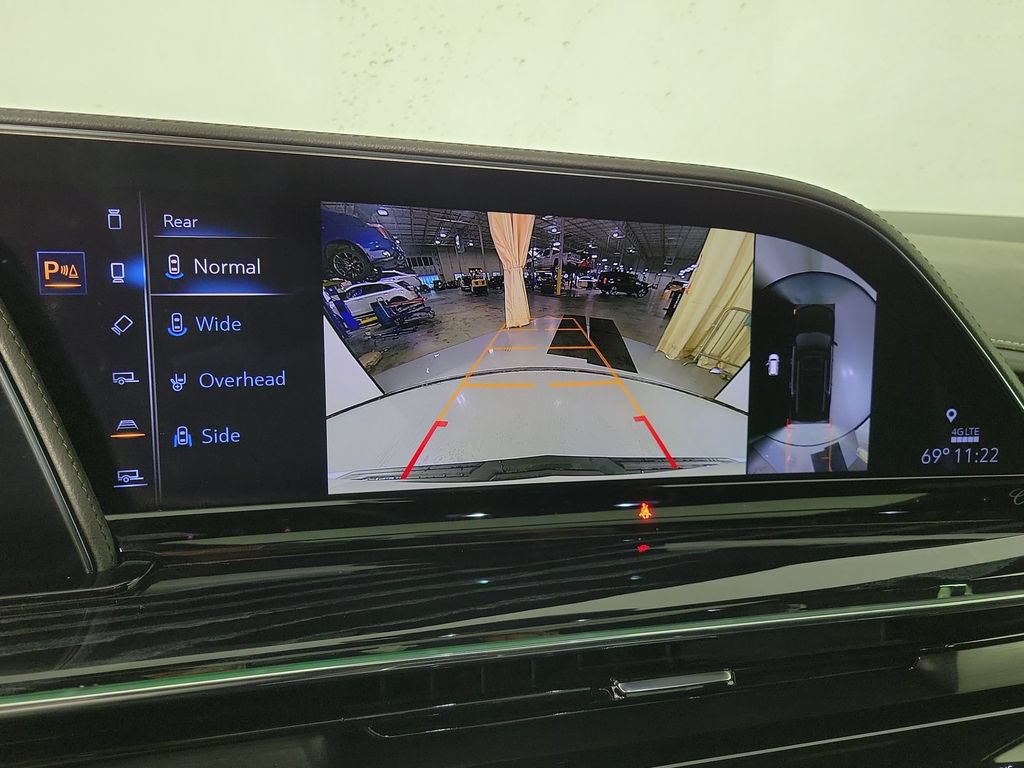 Certified 2022 Cadillac Escalade Sport AWD/4WD image 29