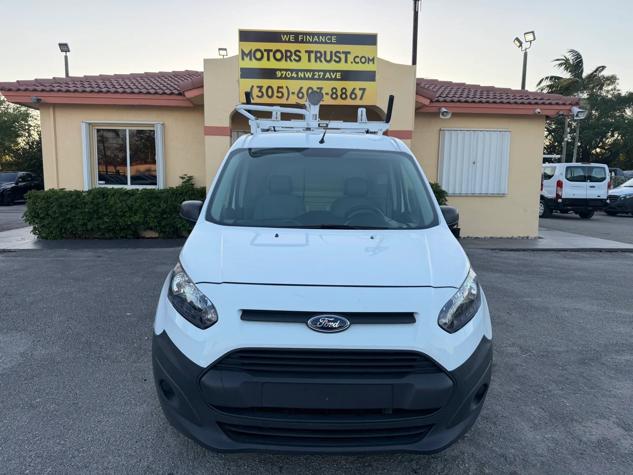 Used 2016 Ford Transit Connect XL image 10