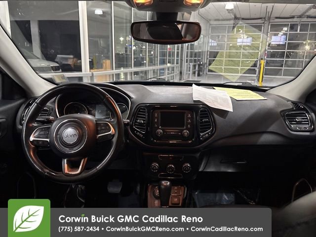 Used 2018 Jeep Compass Latitude image 30