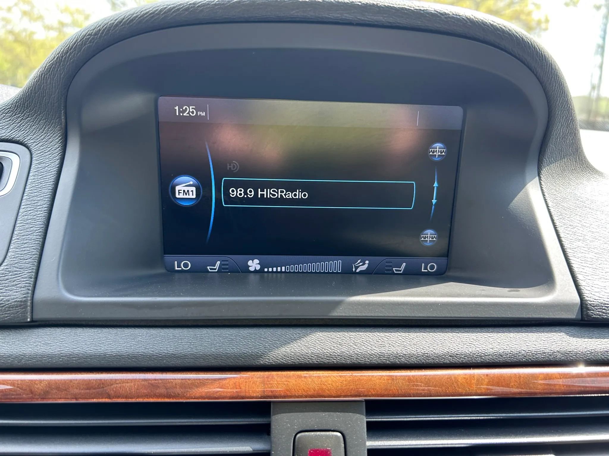 Used 2014 Volvo XC70 T6 image 49