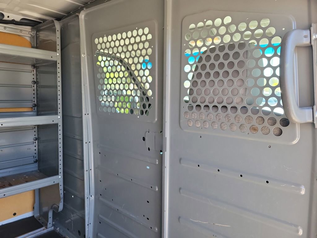 Used 2021 Nissan NV 2500 SV image 19