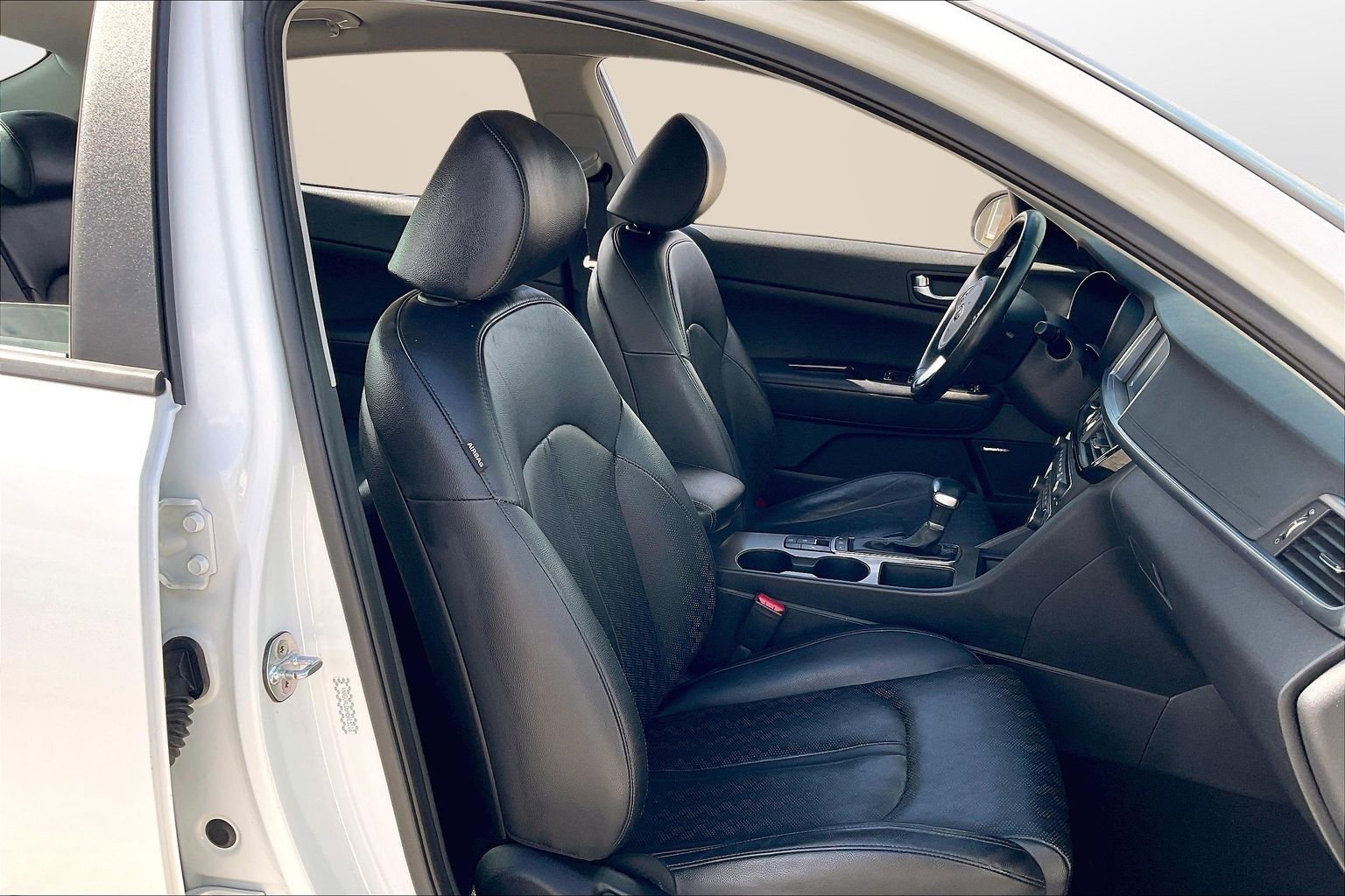 Used 2017 Kia Optima EX image 7