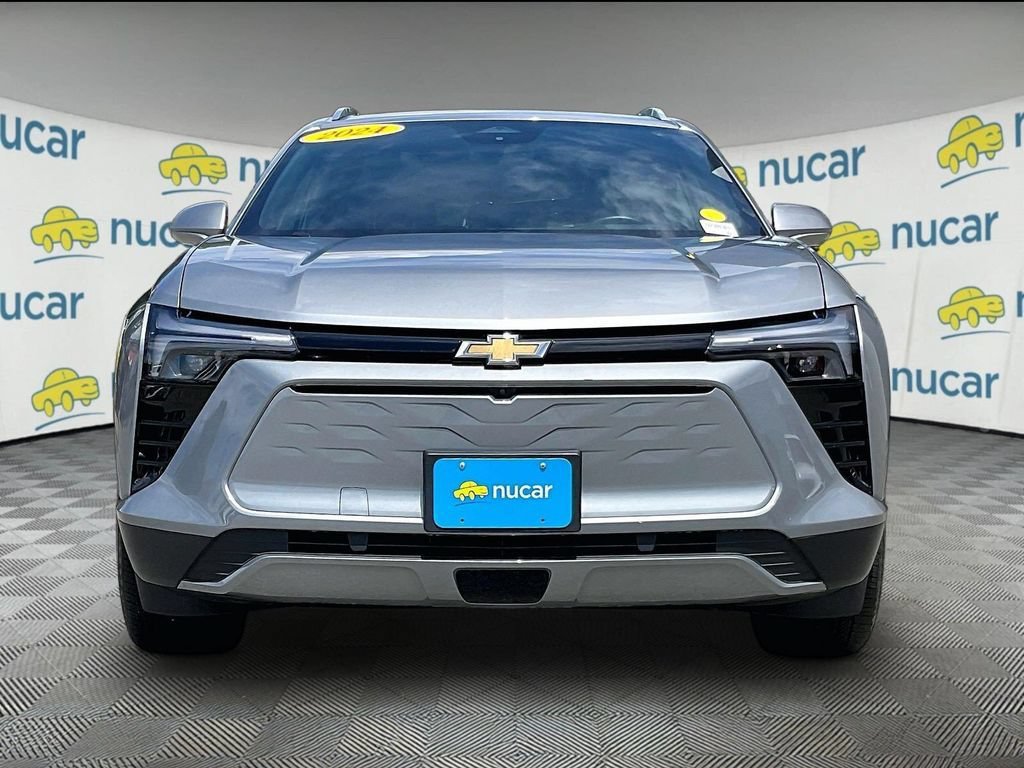 Used 2024 Chevrolet Blazer EV LT AWD/4WD image 2