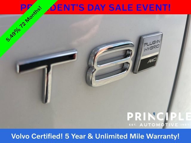 Certified 2025 Volvo XC60 T8 Core image 33