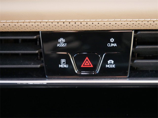 Certified 2024 Volkswagen Atlas Cross Sport SE image 30