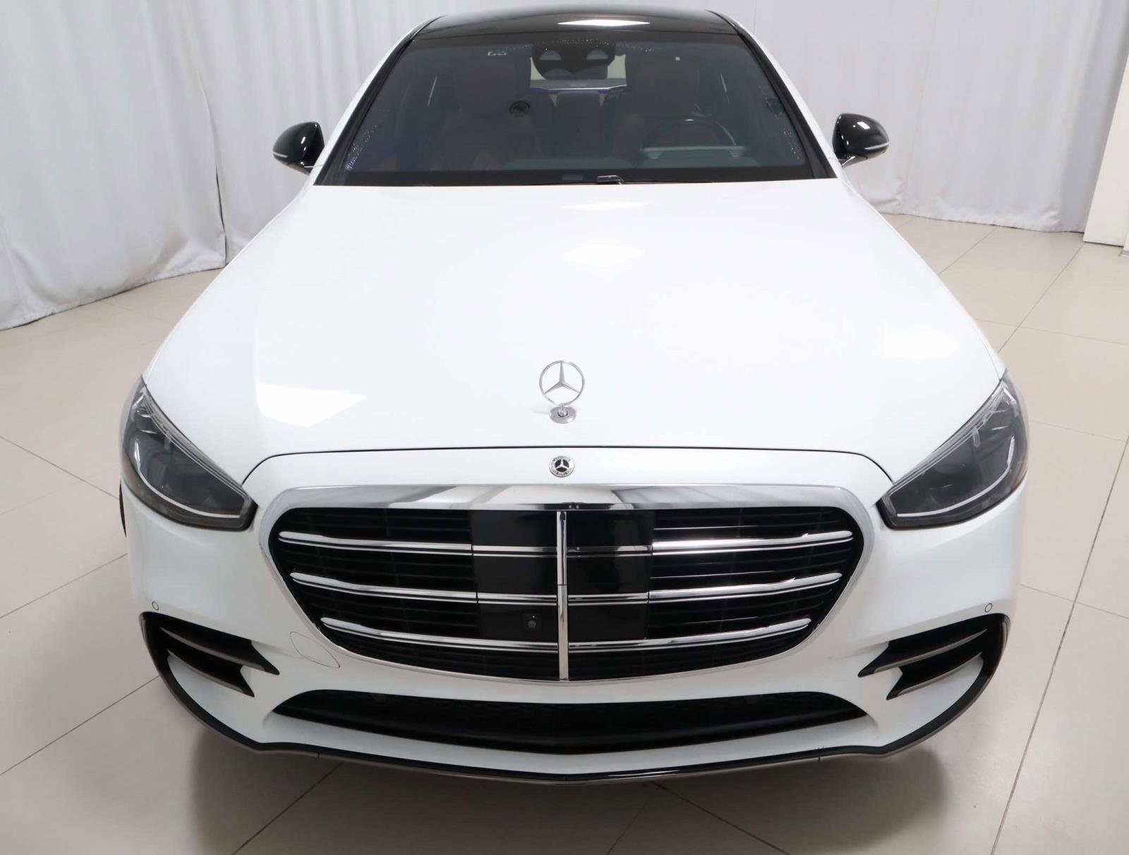 Used 2024 Mercedes-Benz S 580e 4MATIC Sedan image 7