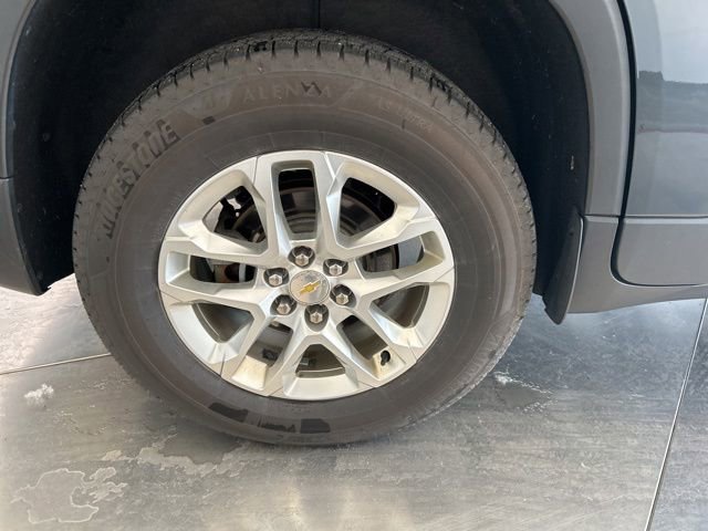 Used 2019 Chevrolet Traverse LT w/ LPO, Floor Liner Package AWD/4WD image 17