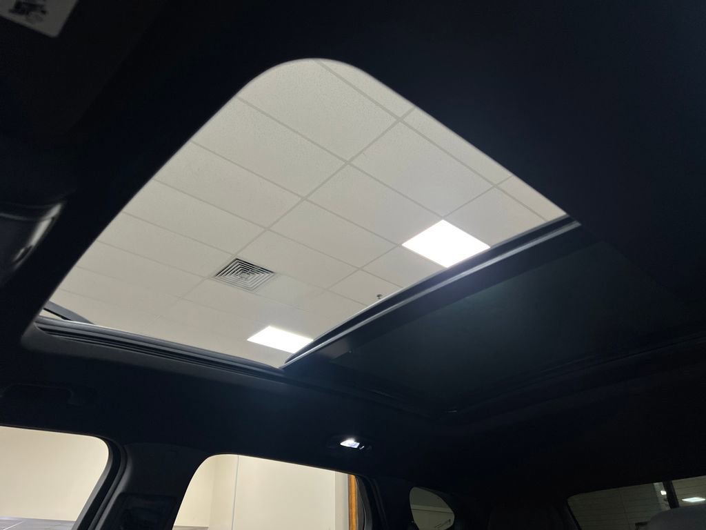 Used 2025 Chevrolet Blazer RS w/ Driver Confidence II Package image 23