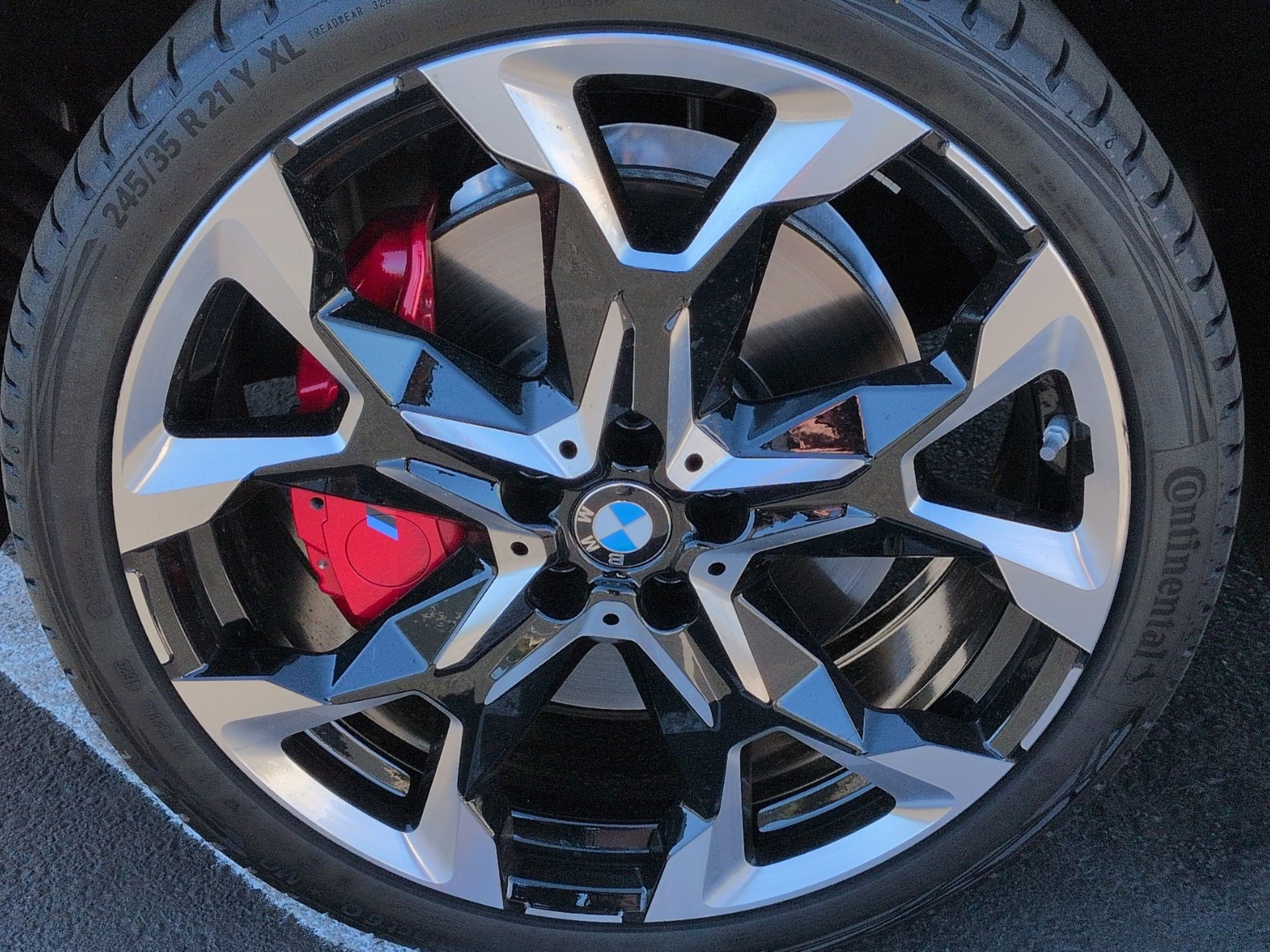 Used 2026 BMW X2 xDrive28i w/ Technology Package image 13