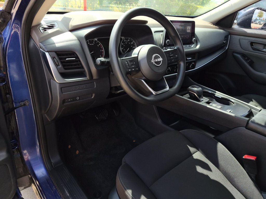 Certified 2023 Nissan Rogue S FWD image 15