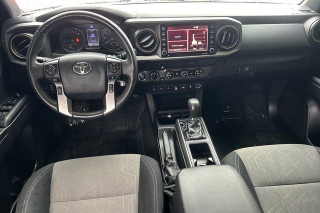 Certified 2020 Toyota Tacoma TRD Off-Road w/ Technology Package AWD/4WD image 17