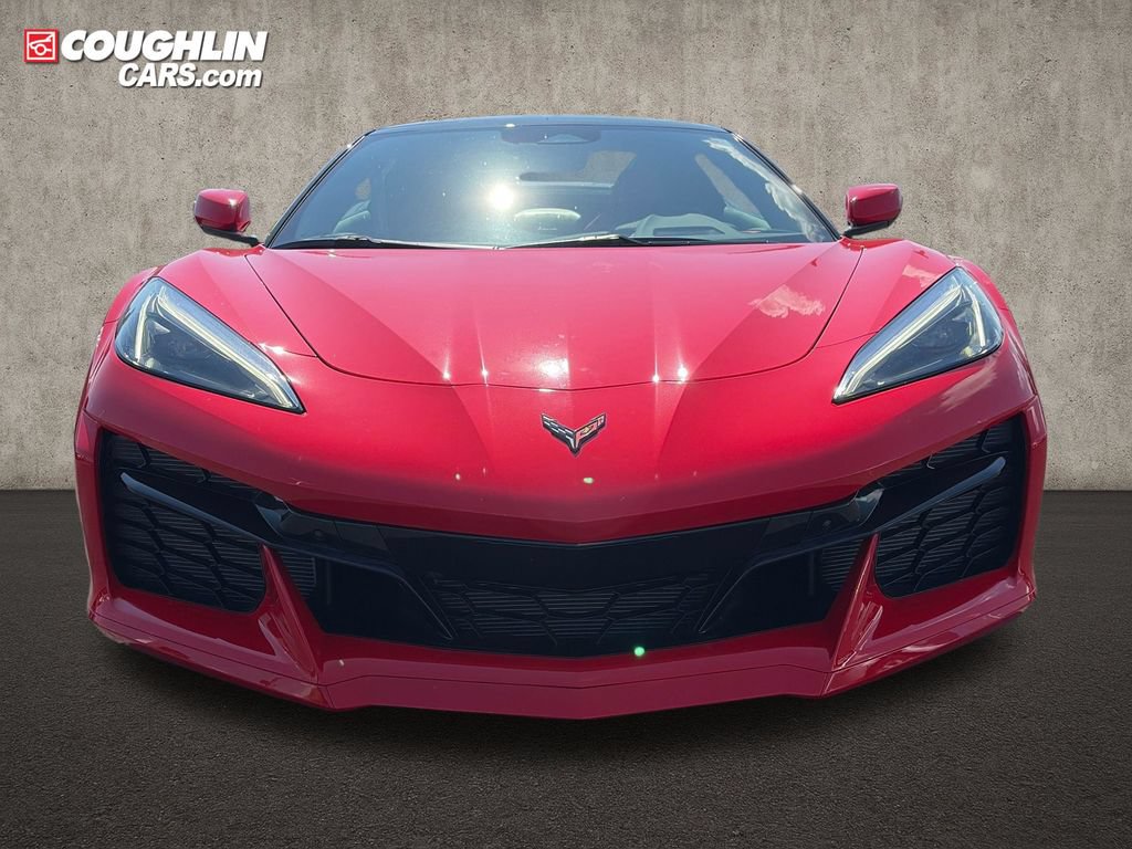 Used 2024 Chevrolet Corvette Z06 w/ Battery Protection Package RWD video 2