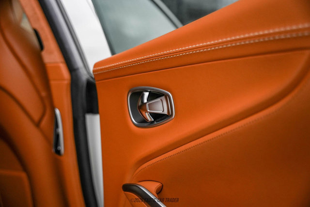 Used 2021 Aston Martin DBX image 44