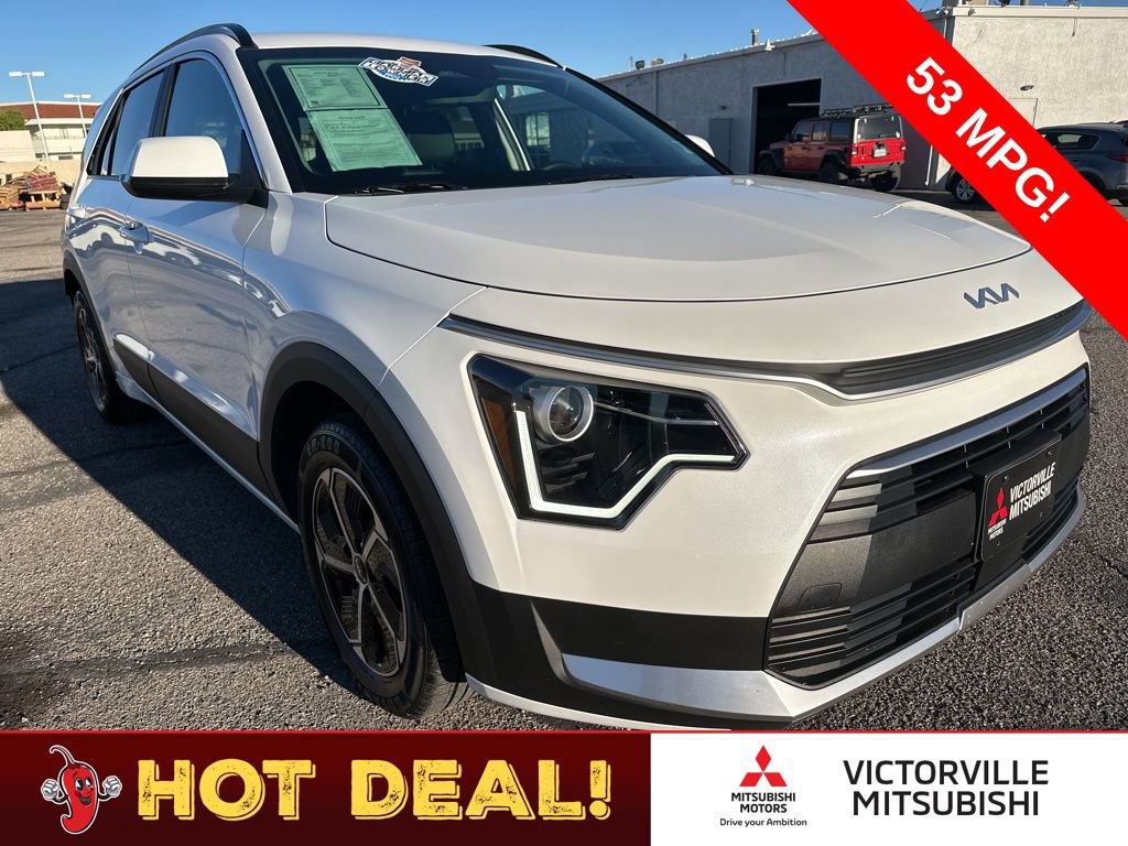 Used 2024 Kia Niro EX image 1