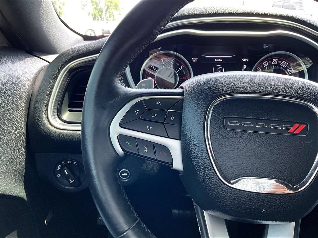 Used 2015 Dodge Challenger R/T Plus RWD image 19