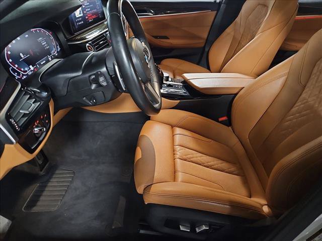 Used 2021 BMW 540i w/ M Sport Package RWD image 17