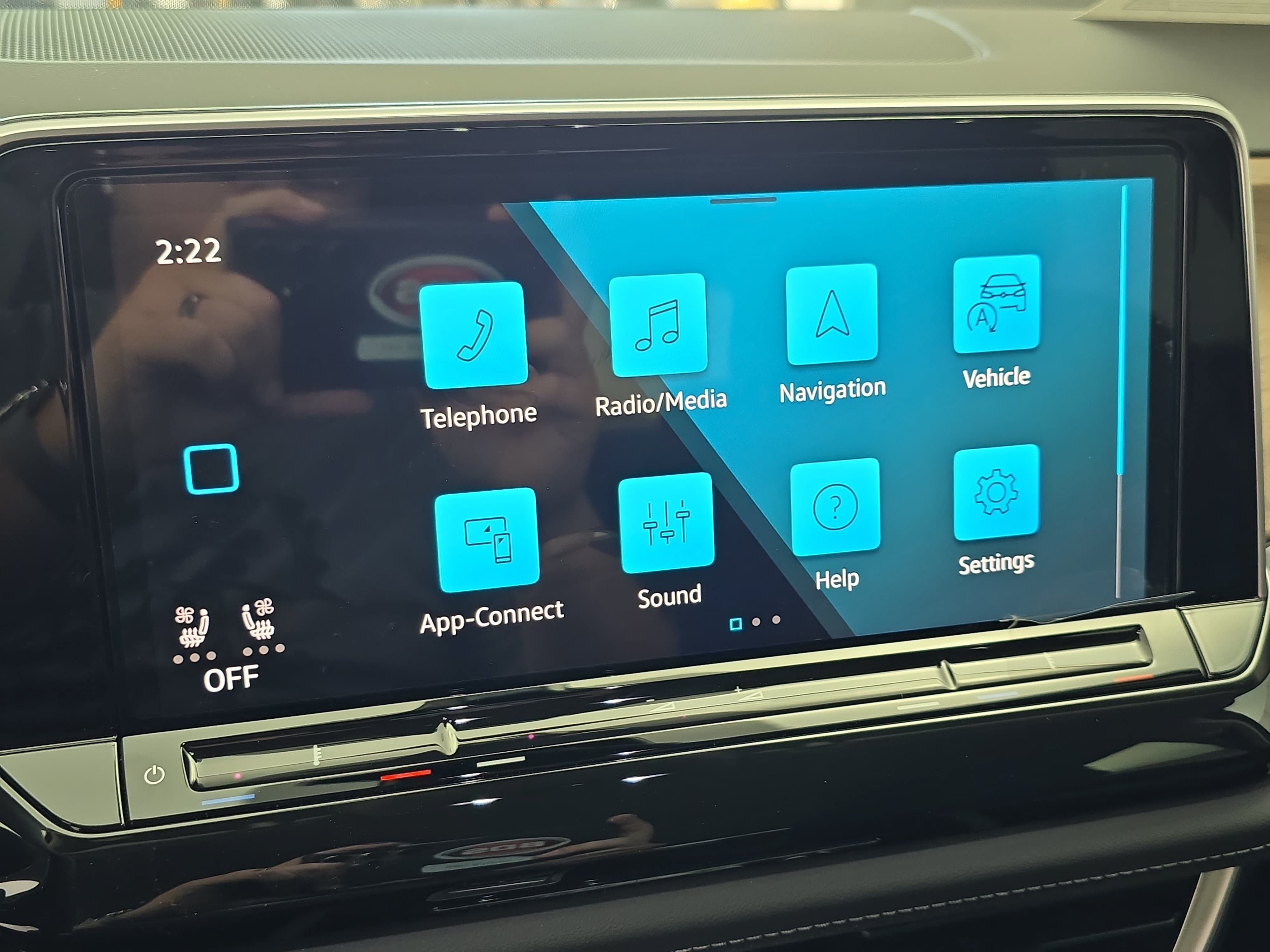 New 2026 Volkswagen Atlas SE FWD image 21