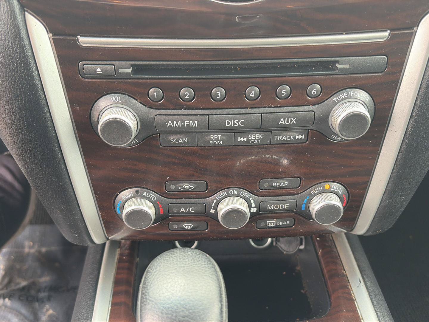 Used 2013 Nissan Pathfinder SL AWD/4WD image 33