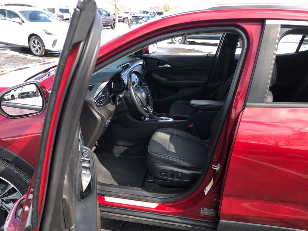 Used 2020 Buick Encore GX Select AWD/4WD image 17