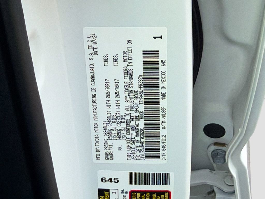 Used 2024 Toyota Tacoma TRD Off-Road image 39